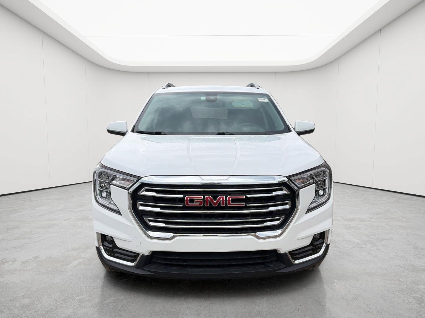 Certified 2023 GMC Terrain SLT AWD/4WD image 2