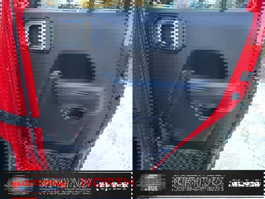 Used 2025 Jeep Wrangler Unlimited Rubicon image 23