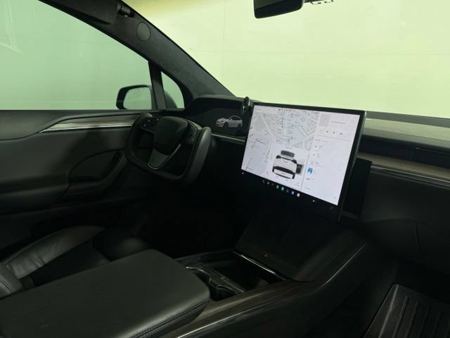 Used 2022 Tesla Model X AWD/4WD image 14