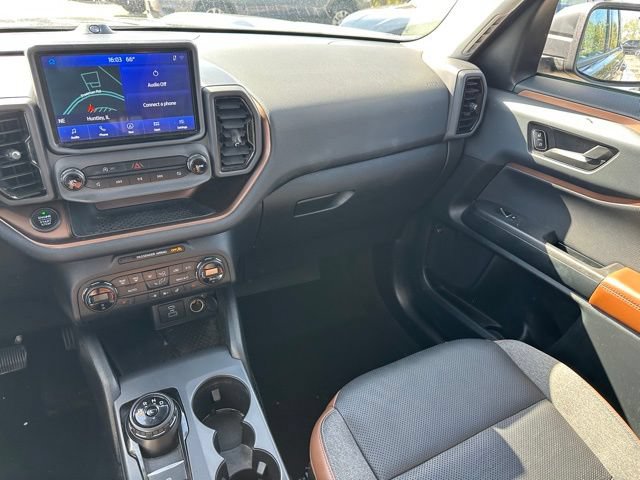 Used 2021 Ford Bronco Sport Outer Banks w/ Outer Banks Package AWD/4WD image 13