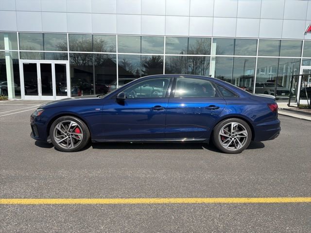 Used 2023 Audi A4 2.0T Premium Plus w/ Premium Plus Package image 2