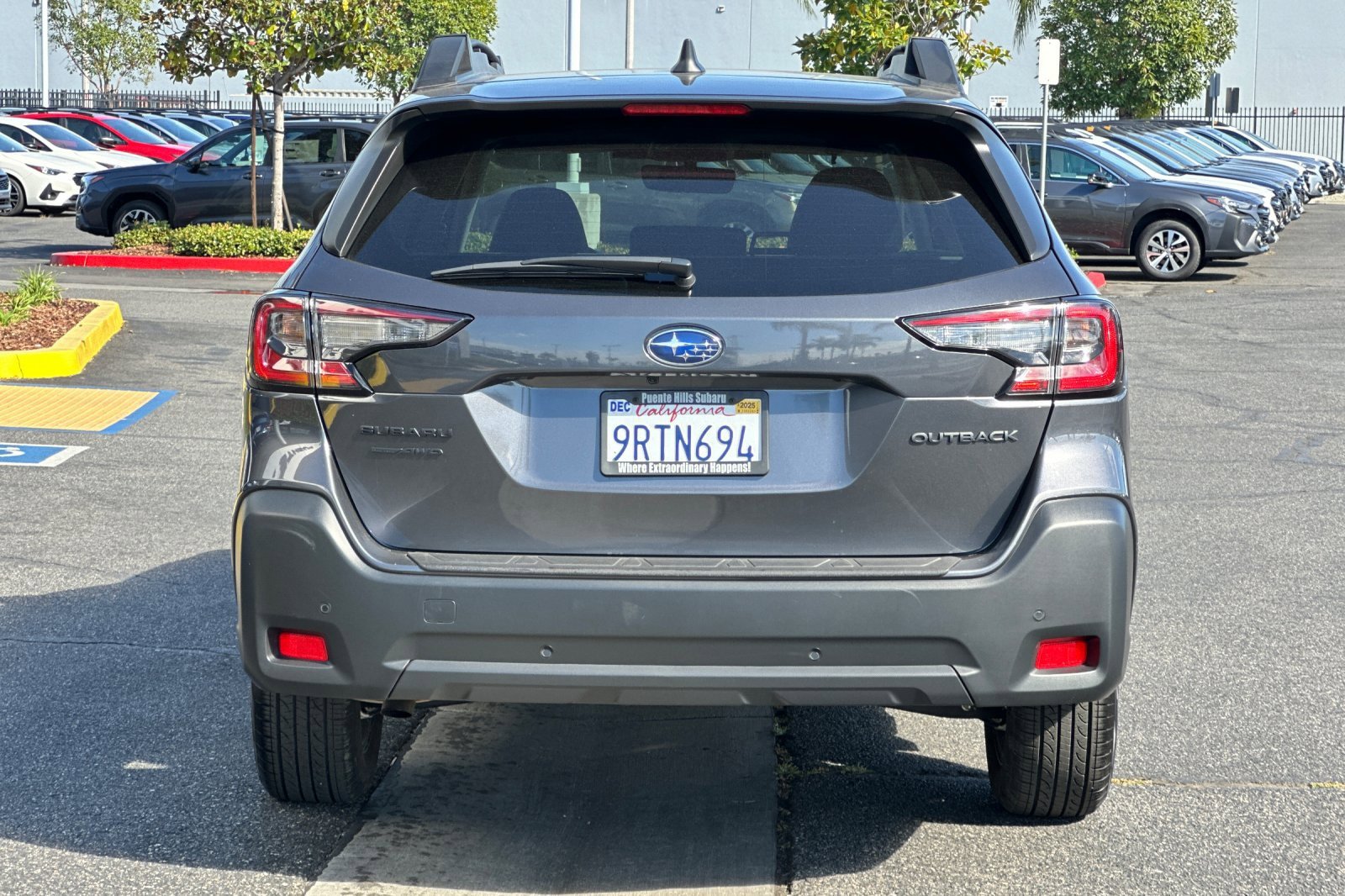 Used 2025 Subaru Outback Onyx Edition image 5