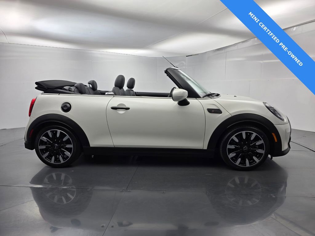 Used 2023 MINI Cooper S image 3