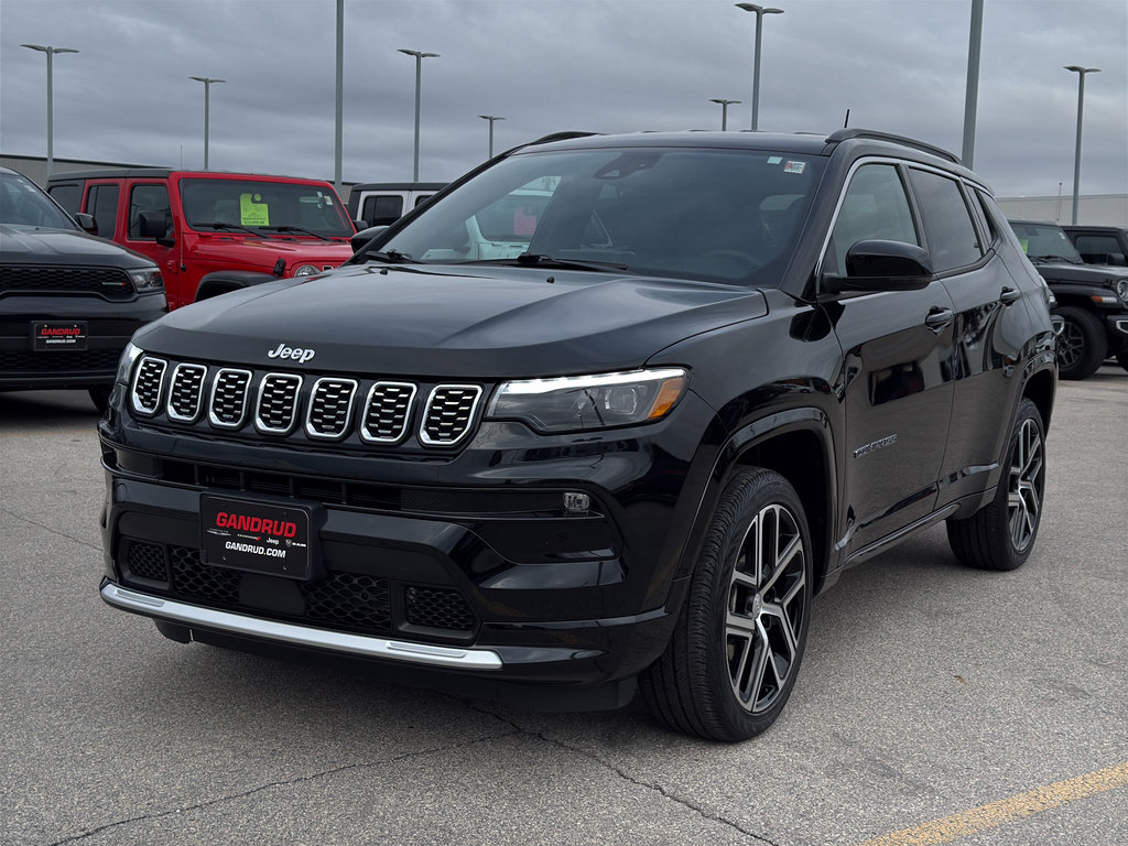 Used 2024 Jeep Compass Limited w/ Elite Group image 2