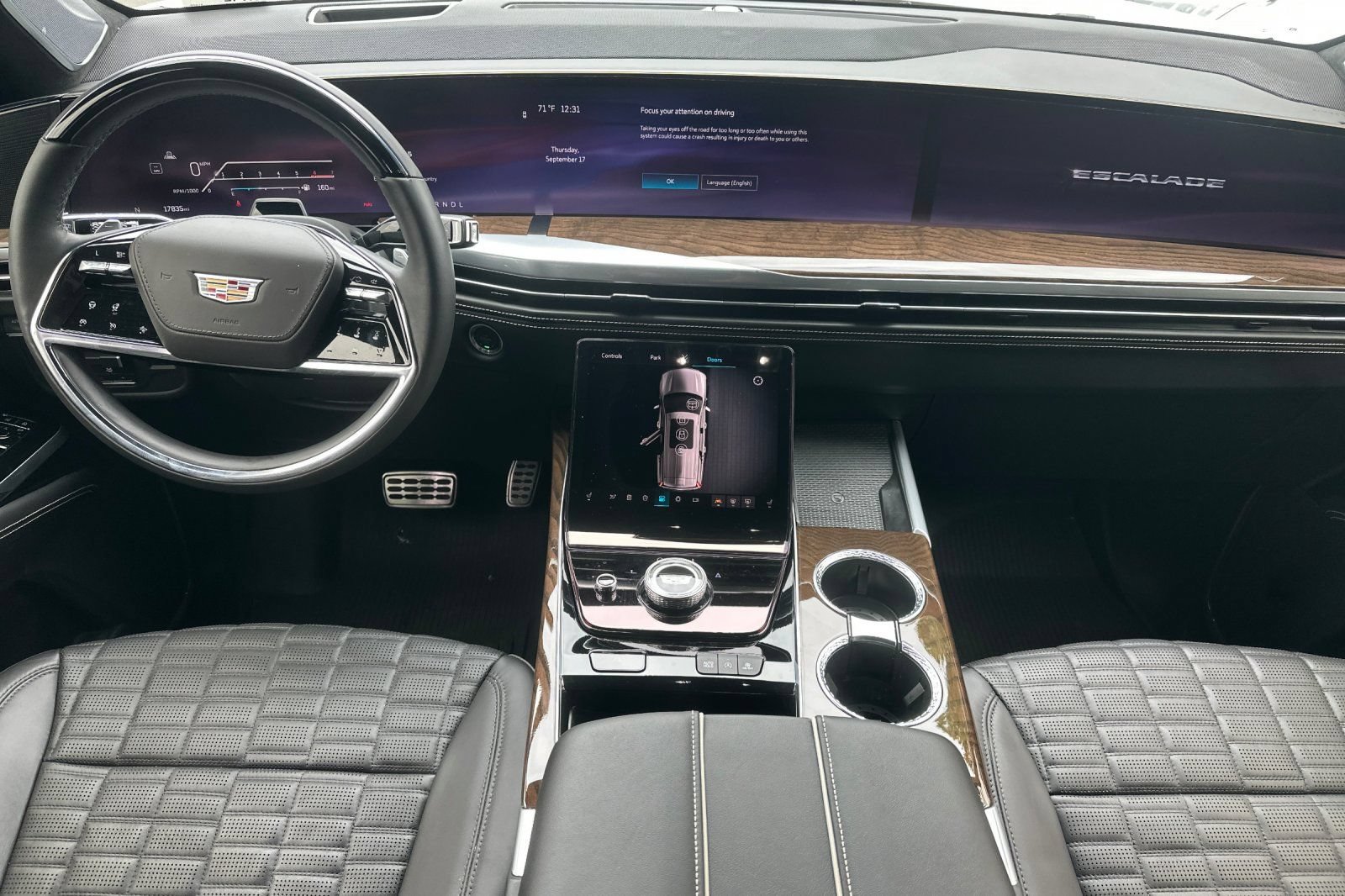 Certified 2025 Cadillac Escalade ESV Sport Platinum w/ LPO, ONYX Package AWD/4WD image 14