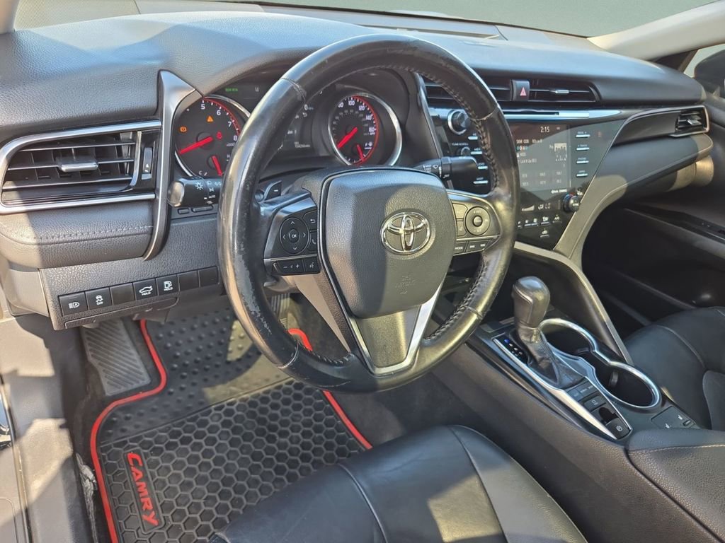 Used 2019 Toyota Camry XSE image 11