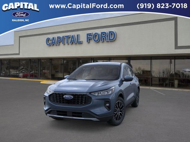 New 2026 Ford Escape SE image 2