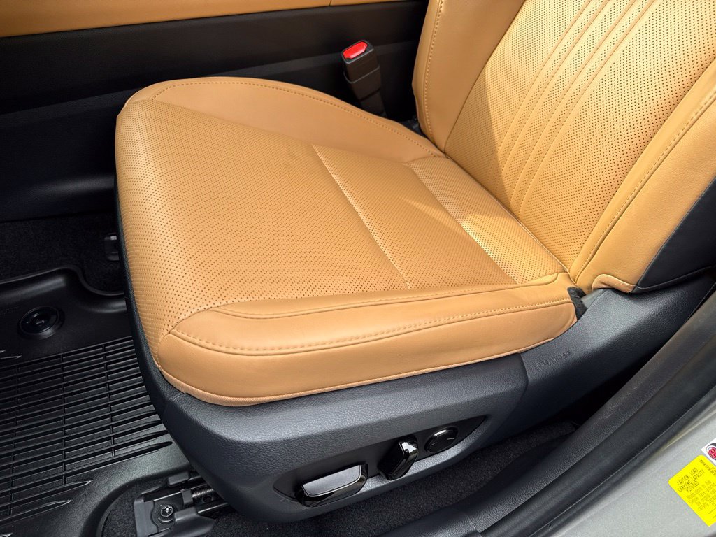Used 2025 Lexus NX 350 AWD w/ Accessory Package (2T) image 19