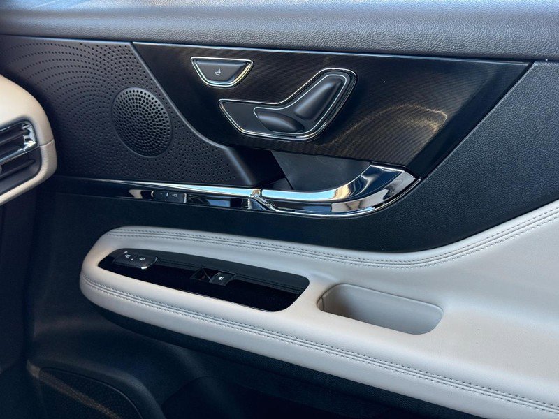 New 2026 Lincoln Corsair Premiere image 15