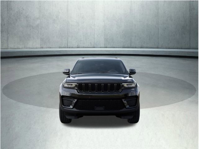 New 2025 Jeep Grand Cherokee Altitude image 7