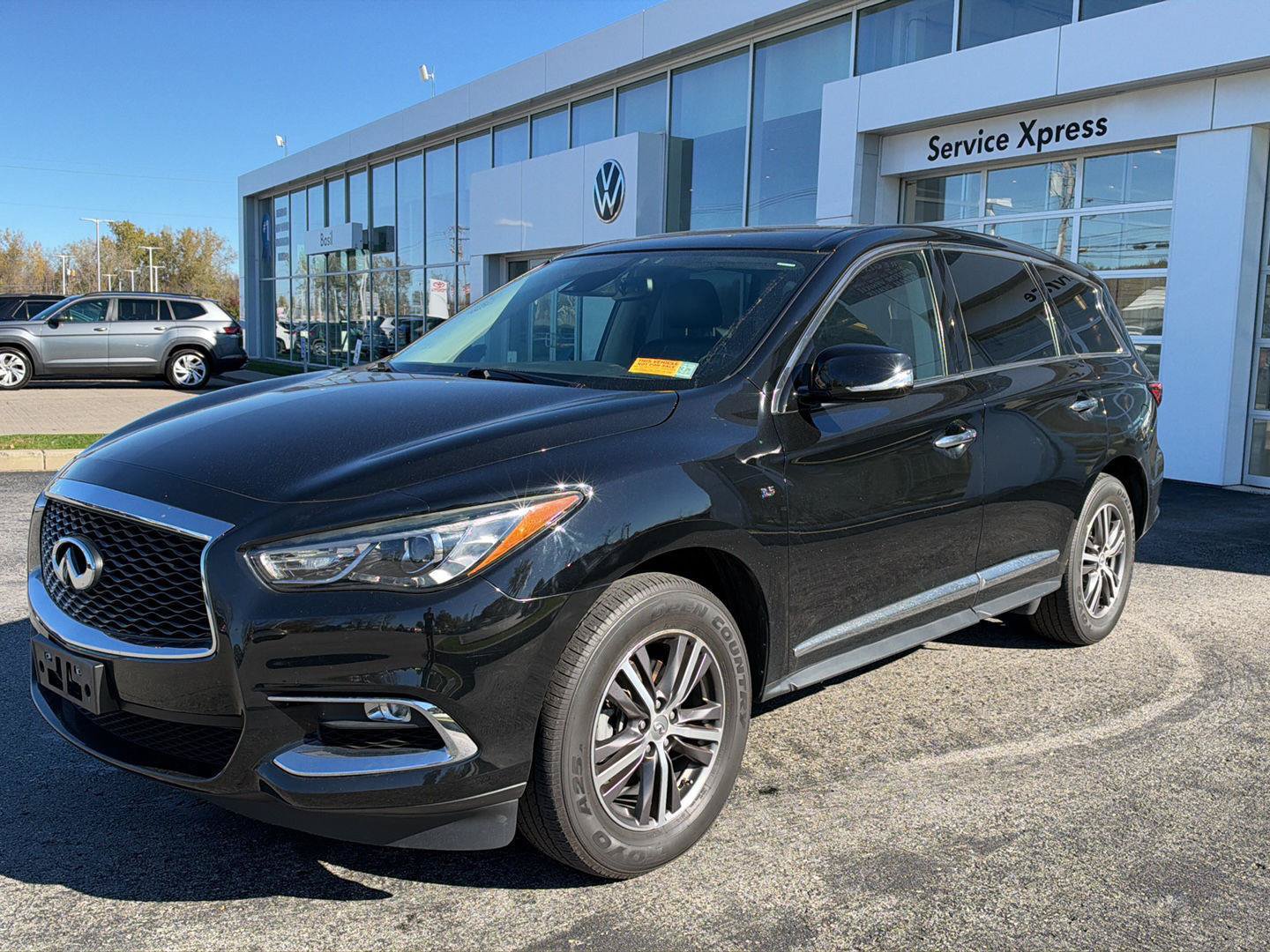 Used 2019 INFINITI QX60 Pure AWD/4WD image 3