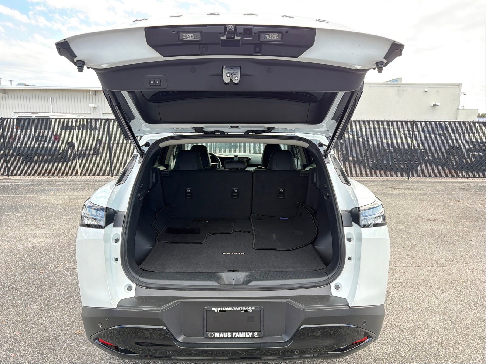 Certified 2025 Nissan Murano SV image 22