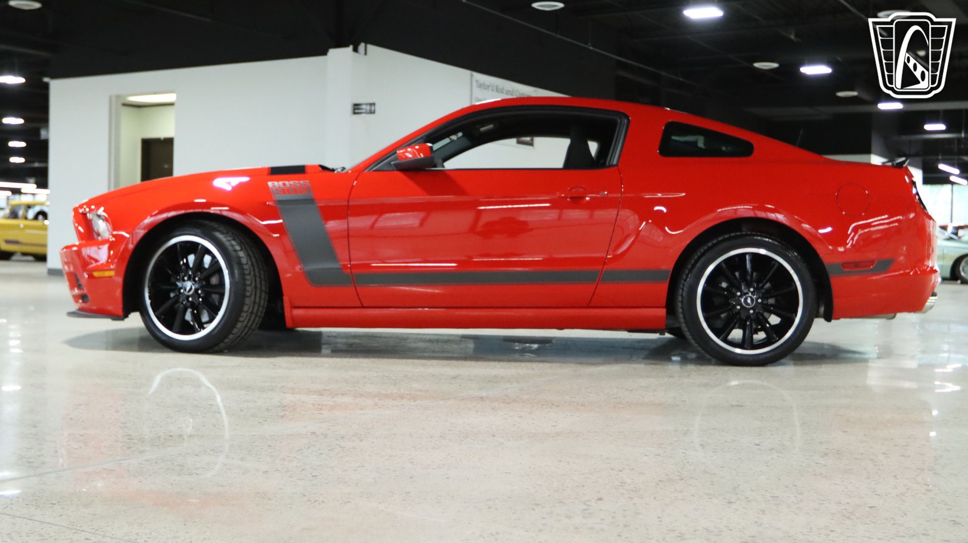 Used 2013 Ford Mustang Boss 302 w/ Boss 302 Accessory Pkg RWD image 8