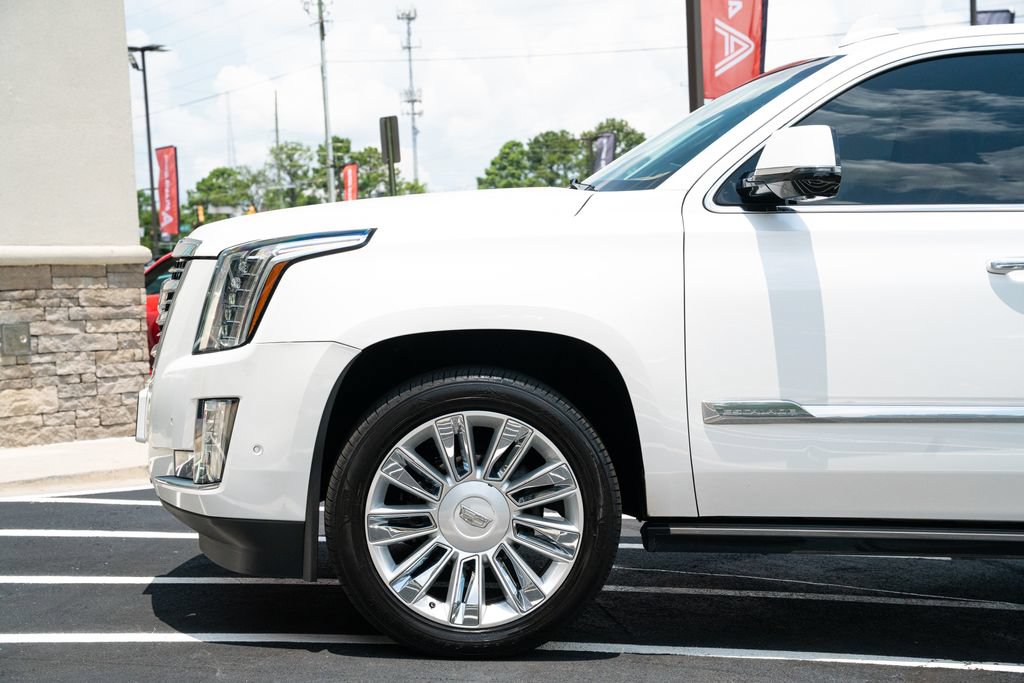 Used 2017 Cadillac Escalade Platinum AWD/4WD image 21