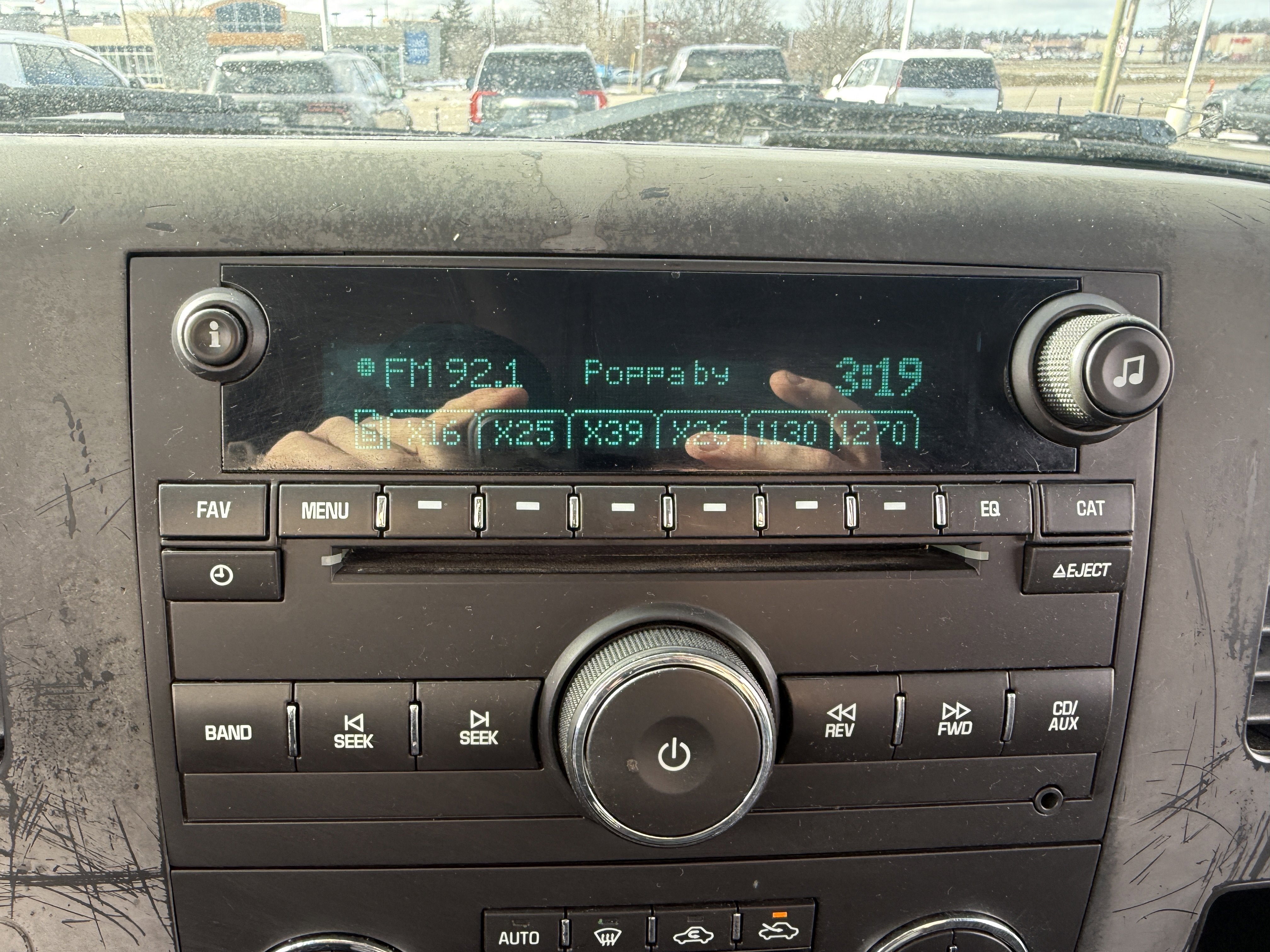 Used 2014 Chevrolet Silverado 2500 LT w/ Z71 Appearance Package image 18