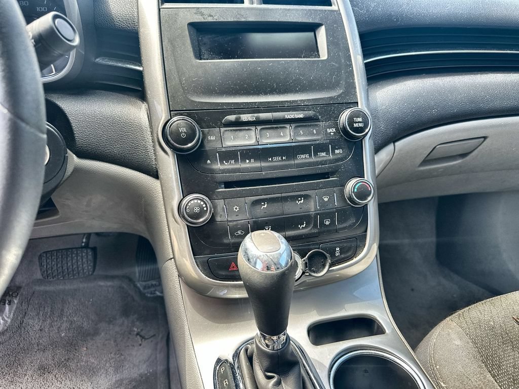 Used 2015 Chevrolet Malibu LS w/ Protection Package FWD image 11
