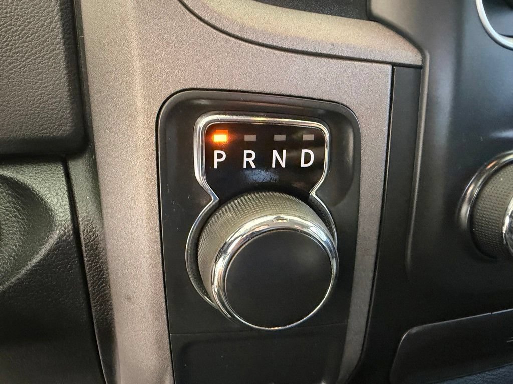 Used 2017 RAM 1500 Express w/ Express Value Package RWD image 9