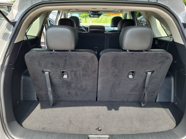 Certified 2022 Kia Sorento S w/ Panoramic Sunroof Package AWD/4WD image 17