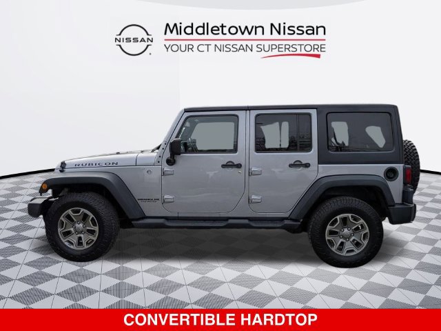 Used 2015 Jeep Wrangler Unlimited Rubicon w/ Connectivity Group AWD/4WD image 6