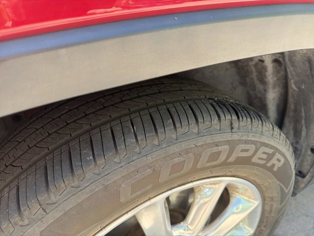 Used 2015 Jeep Cherokee Limited w/ Trailer Tow Group AWD/4WD image 11