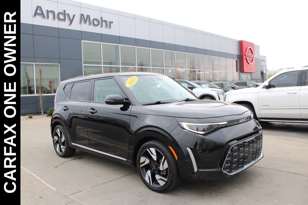 Used 2023 Kia Soul GT-Line w/ GT-Line Technology Package FWD image 1