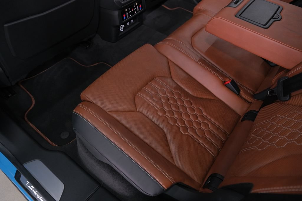 Used 2023 Lamborghini Urus S AWD/4WD image 14