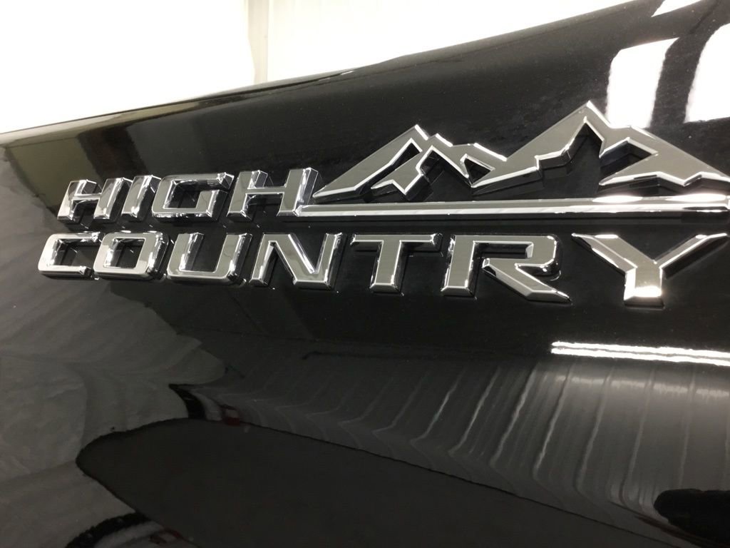Used 2024 Chevrolet Silverado 1500 High Country w/ High Country Premium Package image 8