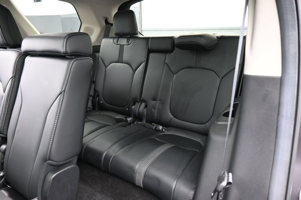 Certified 2025 Honda Pilot Touring image 27
