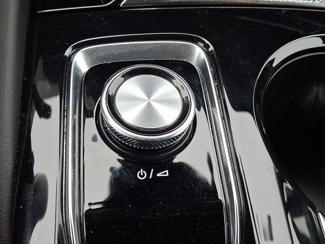 Used 2025 Buick Envision Sport Touring image 23