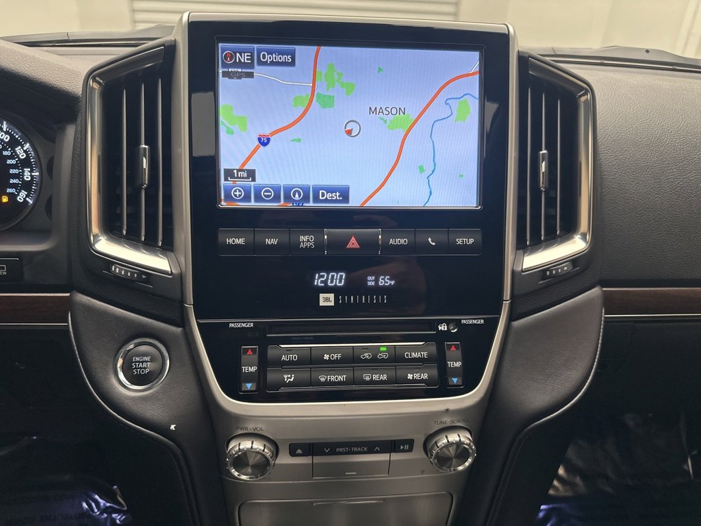 Used 2016 Toyota Land Cruiser image 22