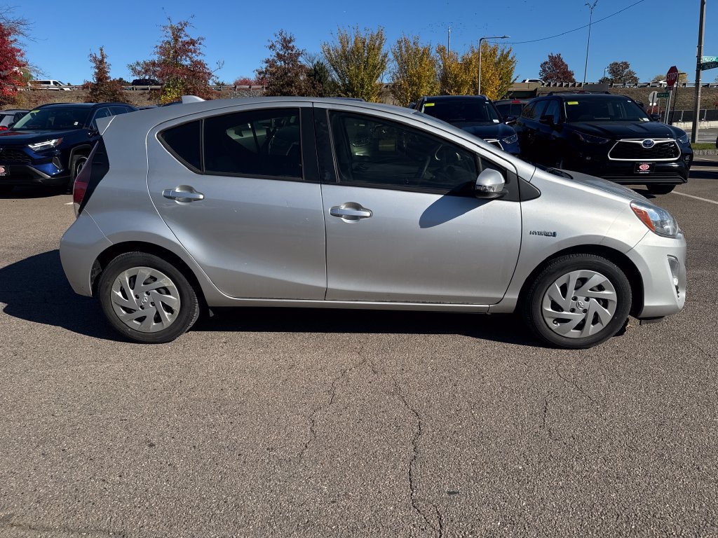 Used 2016 Toyota Prius C One FWD image 8
