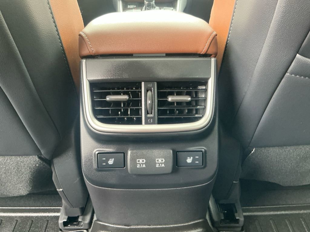 Used 2022 Subaru Outback Touring image 21