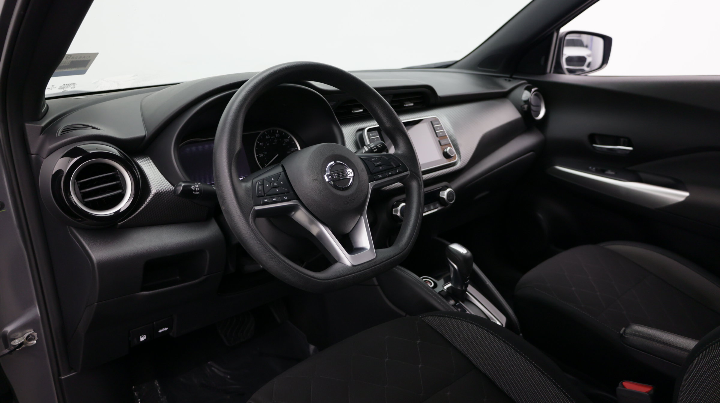 Used 2020 Nissan Kicks SV FWD image 8