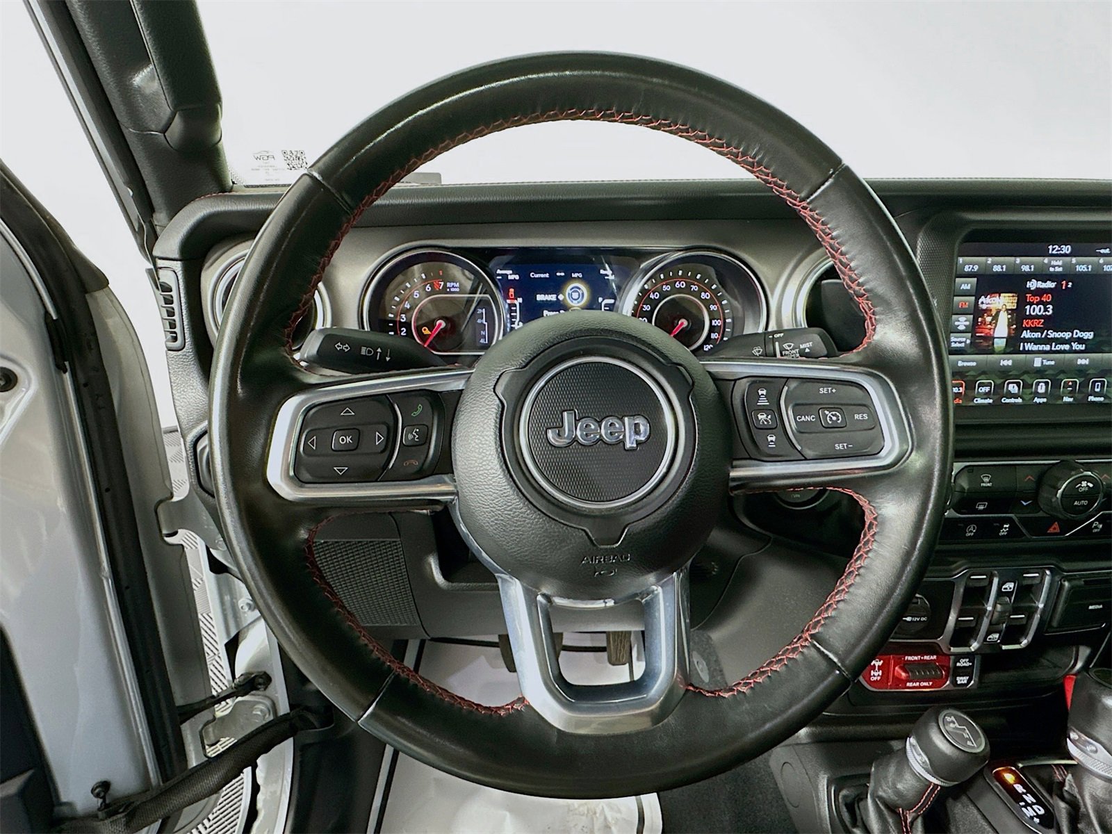 Used 2022 Jeep Gladiator Rubicon w/ LED Lighting Group image 11