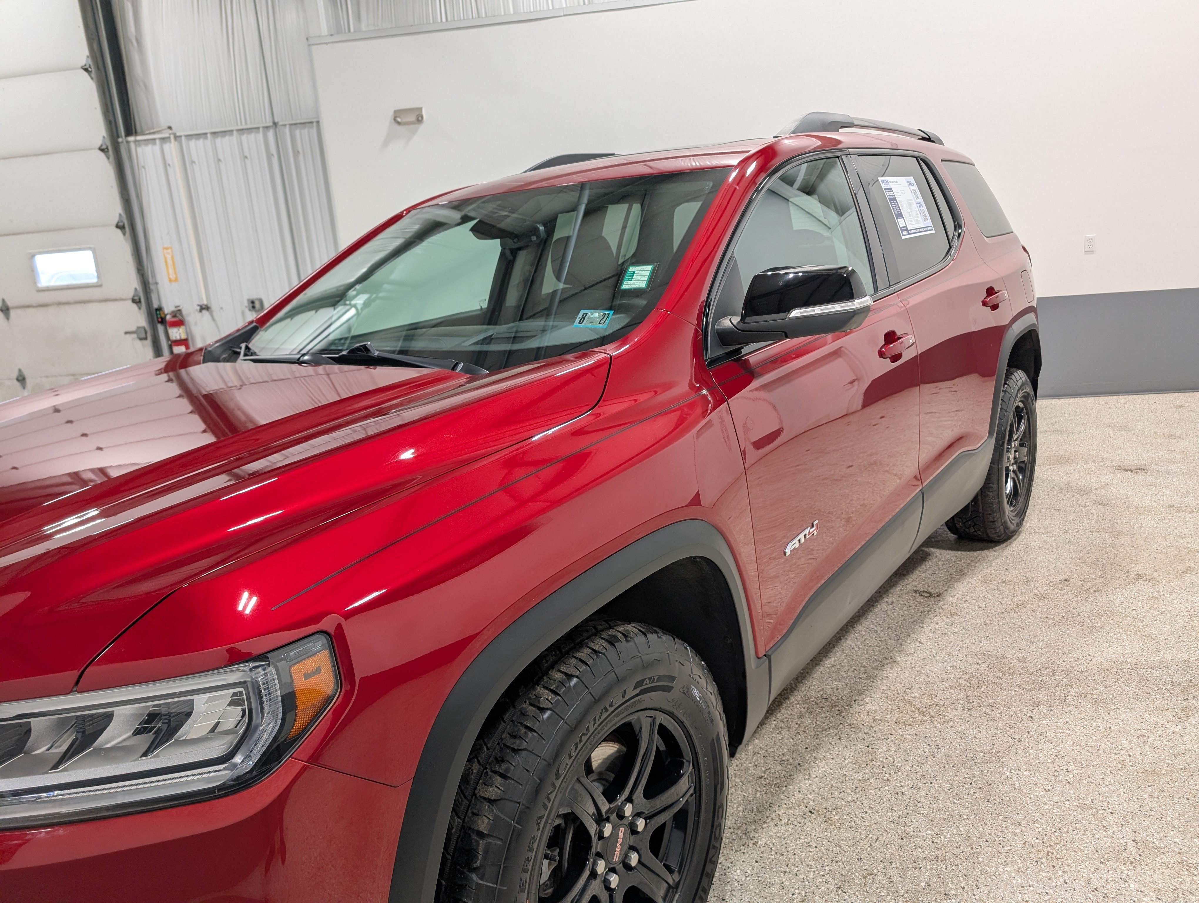 Used 2023 GMC Acadia AT4 w/ Technology Package AWD/4WD image 7