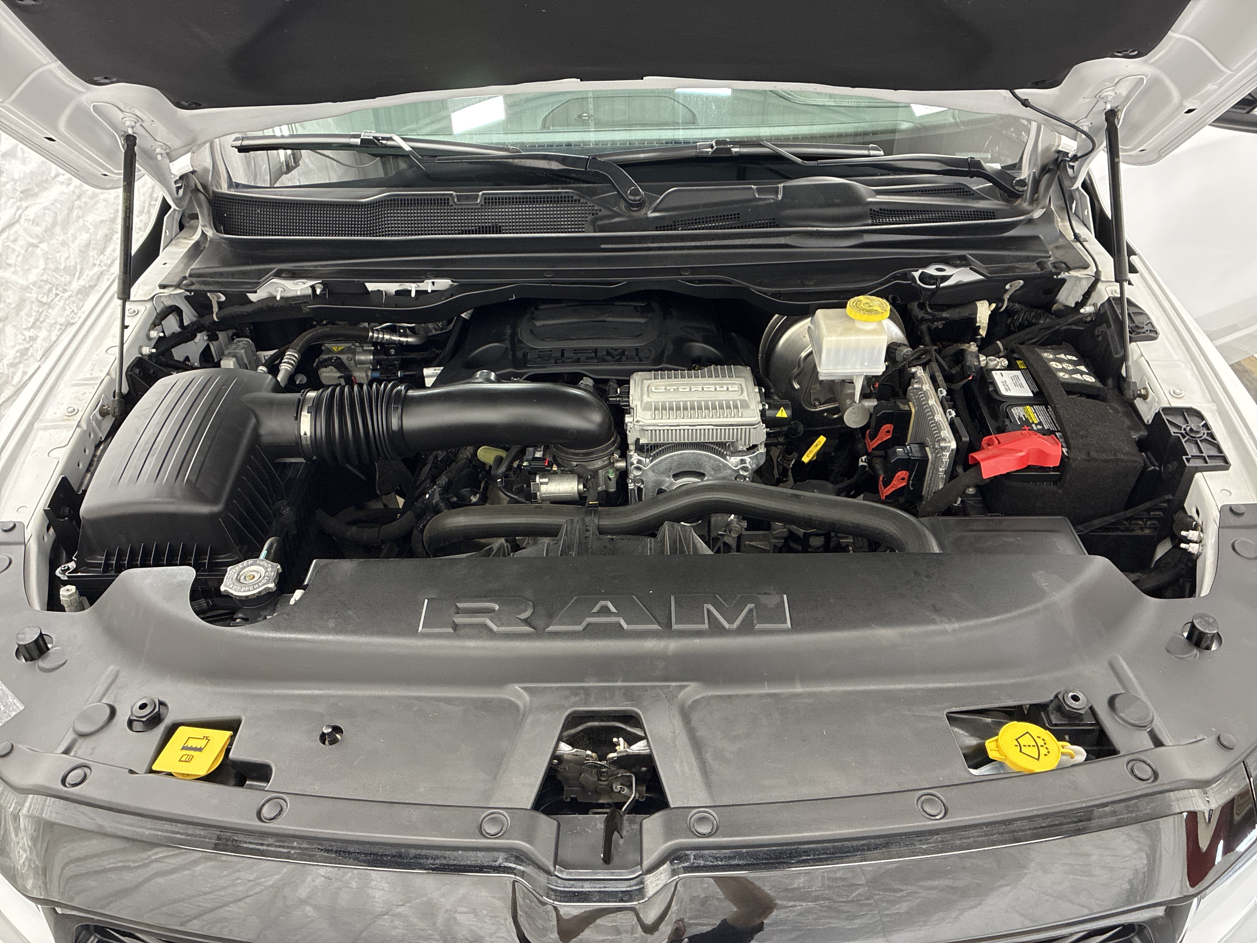 Certified 2021 RAM 1500 Laramie AWD/4WD image 9