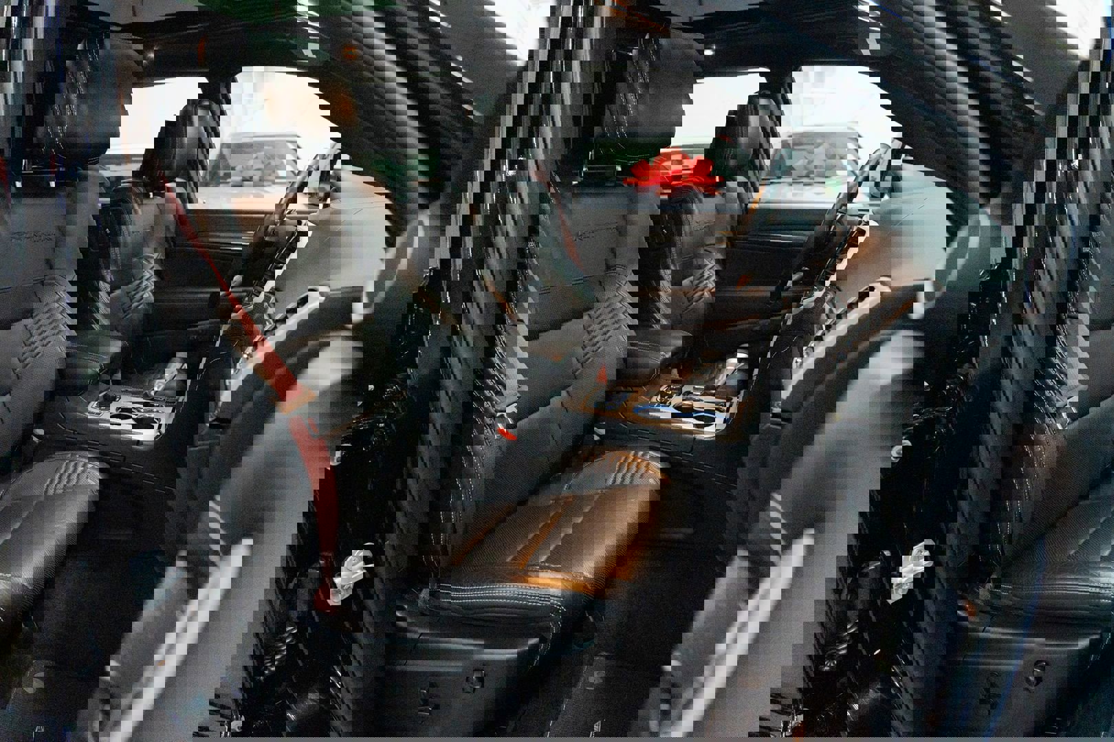 Used 2018 Jeep Grand Cherokee Trackhawk image 32