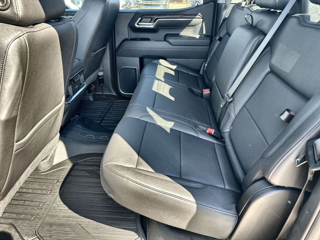 New 2026 GMC Sierra 1500 SLT AWD/4WD image 16