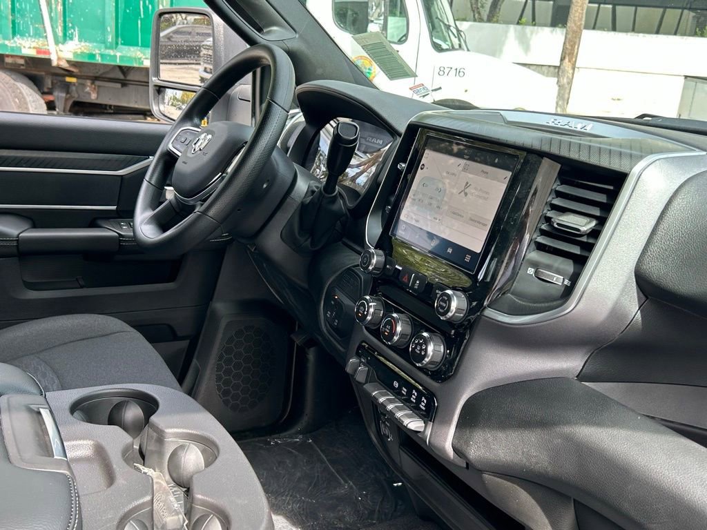 New 2025 RAM 2500 Big Horn image 34
