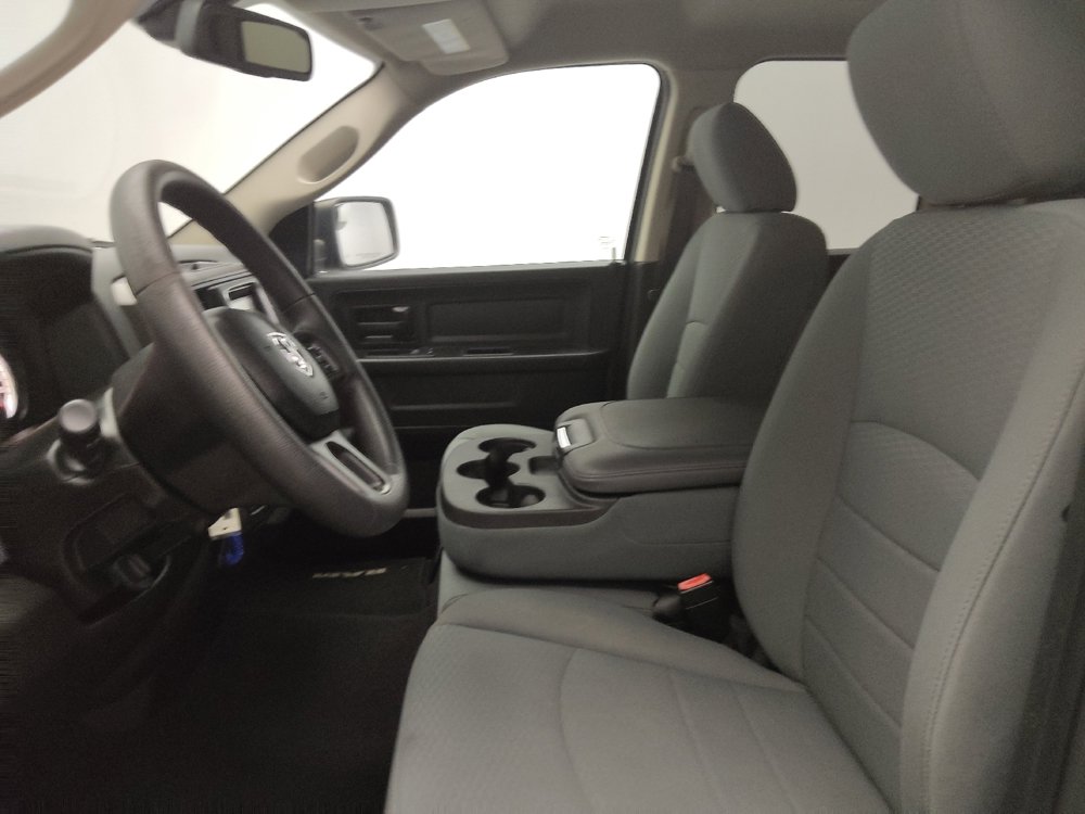 Used 2019 RAM 1500 Express AWD/4WD image 17