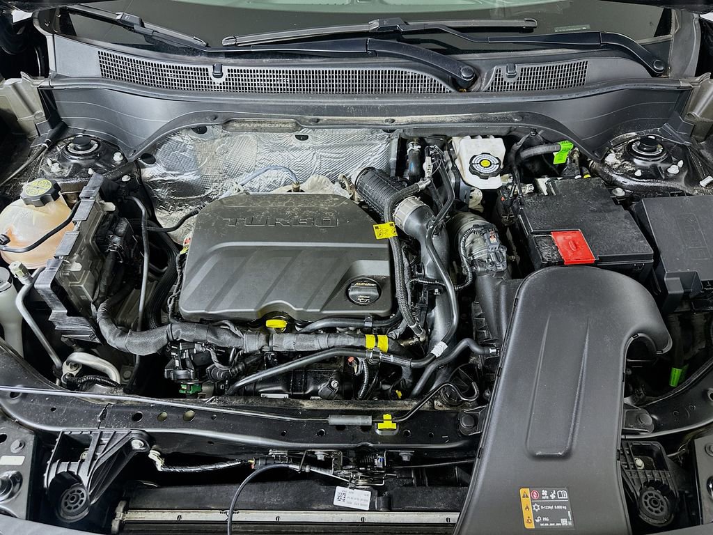 Used 2025 Chevrolet Trax LS FWD image 9