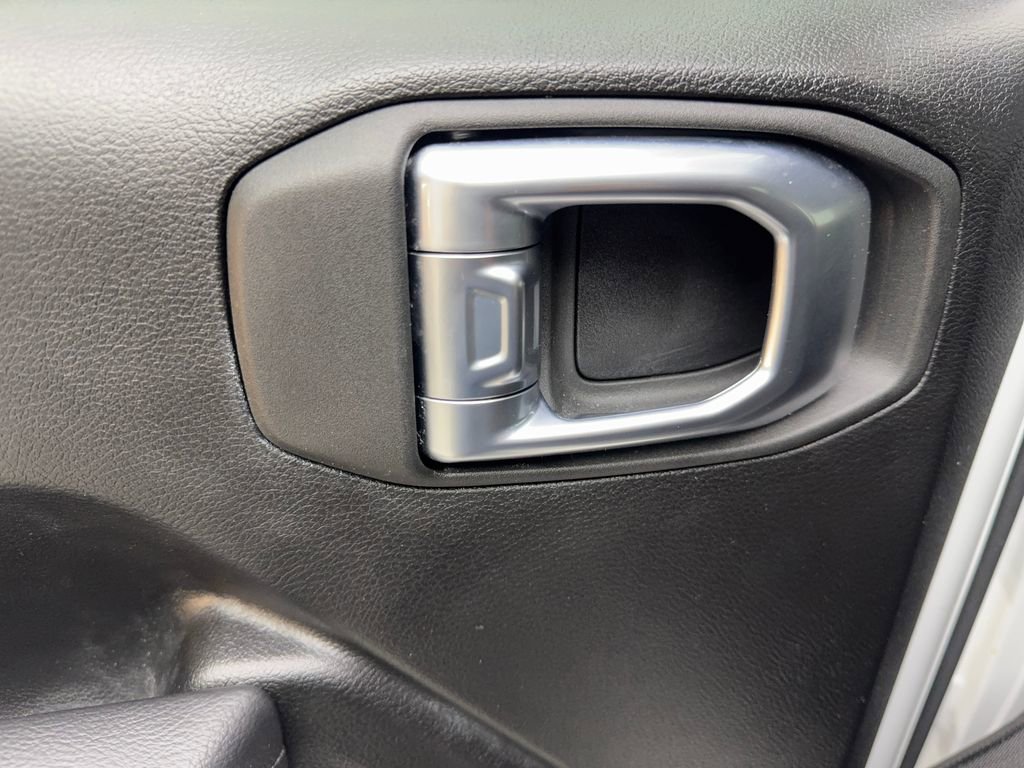 Used 2022 Jeep Wrangler Unlimited Sport image 35