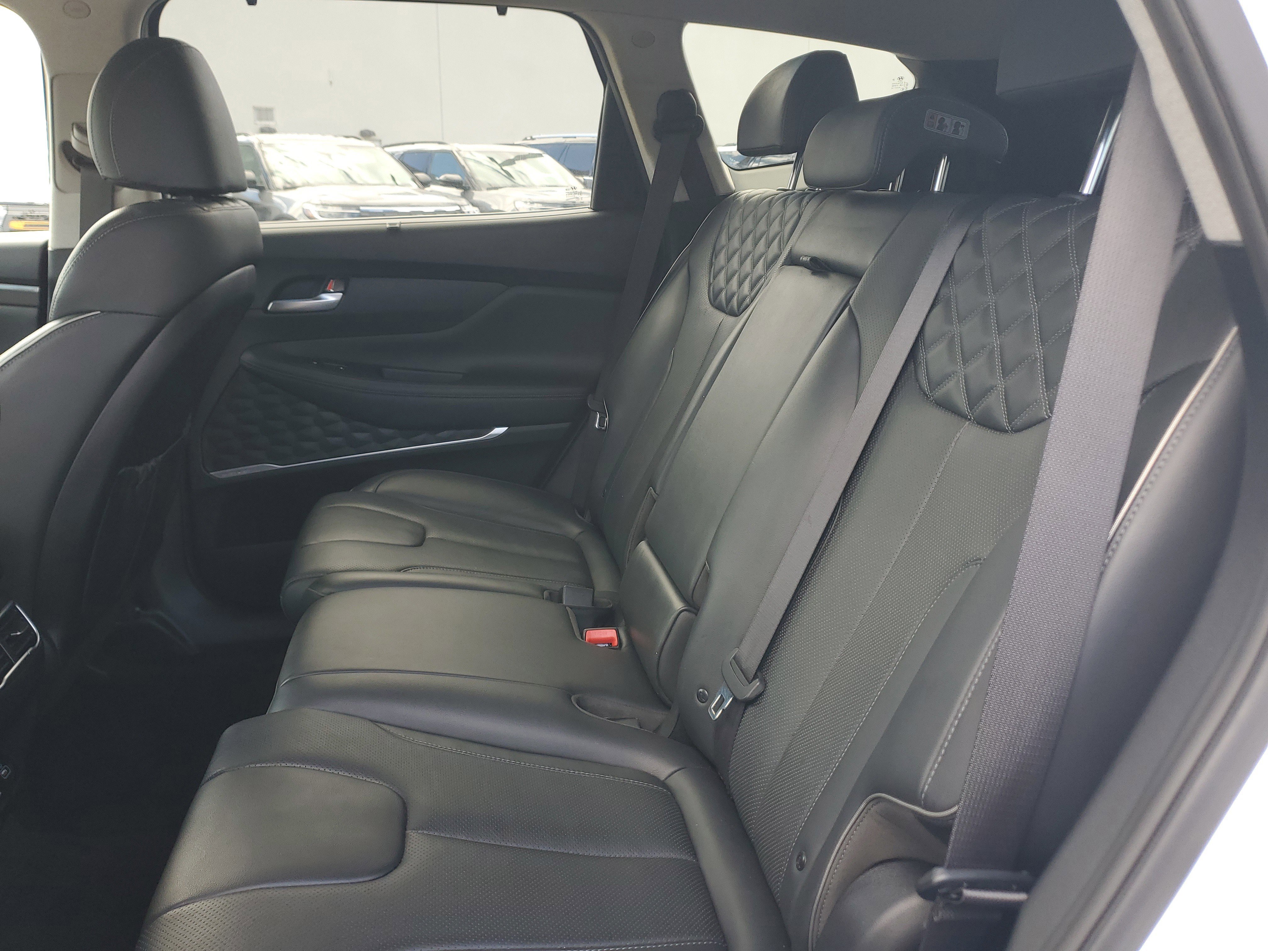 Used 2021 Hyundai Santa Fe Limited w/ Cargo Package image 14