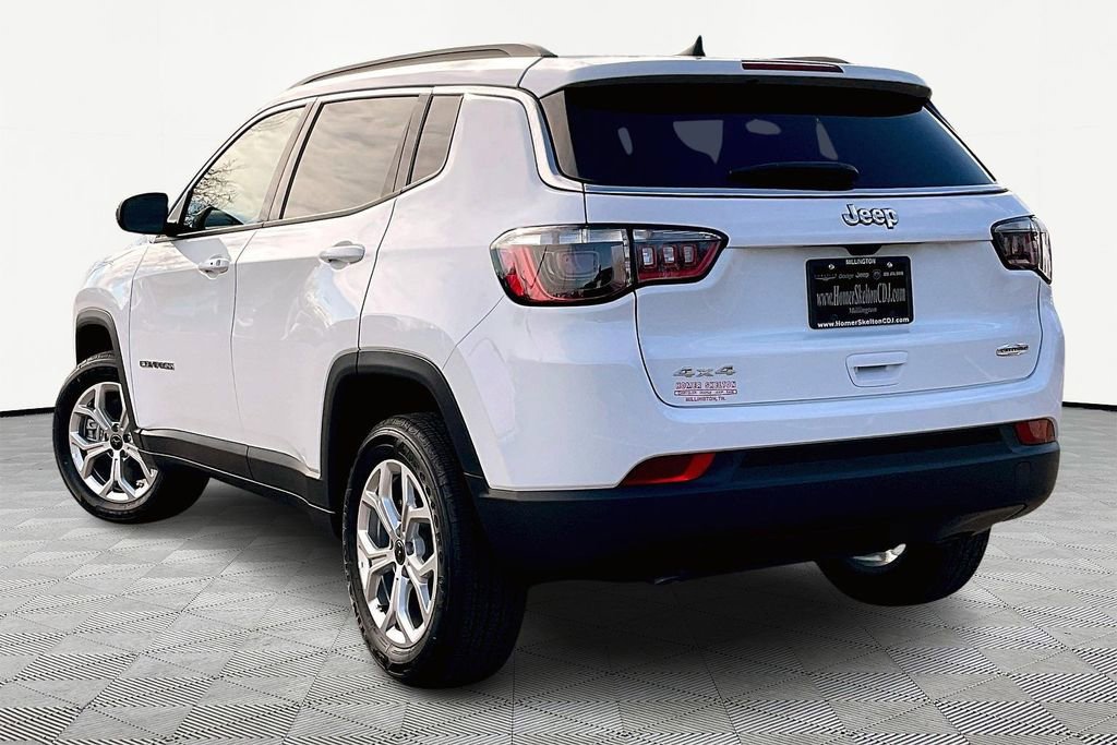New 2026 Jeep Compass Latitude image 3