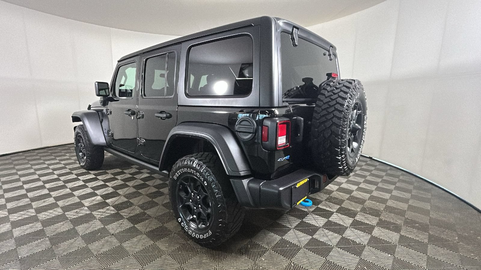 Used 2023 Jeep Wrangler Unlimited AWD/4WD image 5