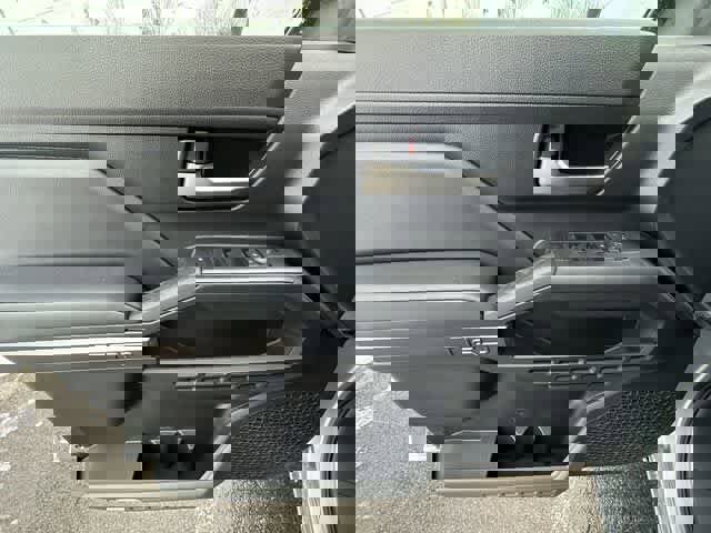 New 2025 Toyota Tacoma TRD Sport image 17