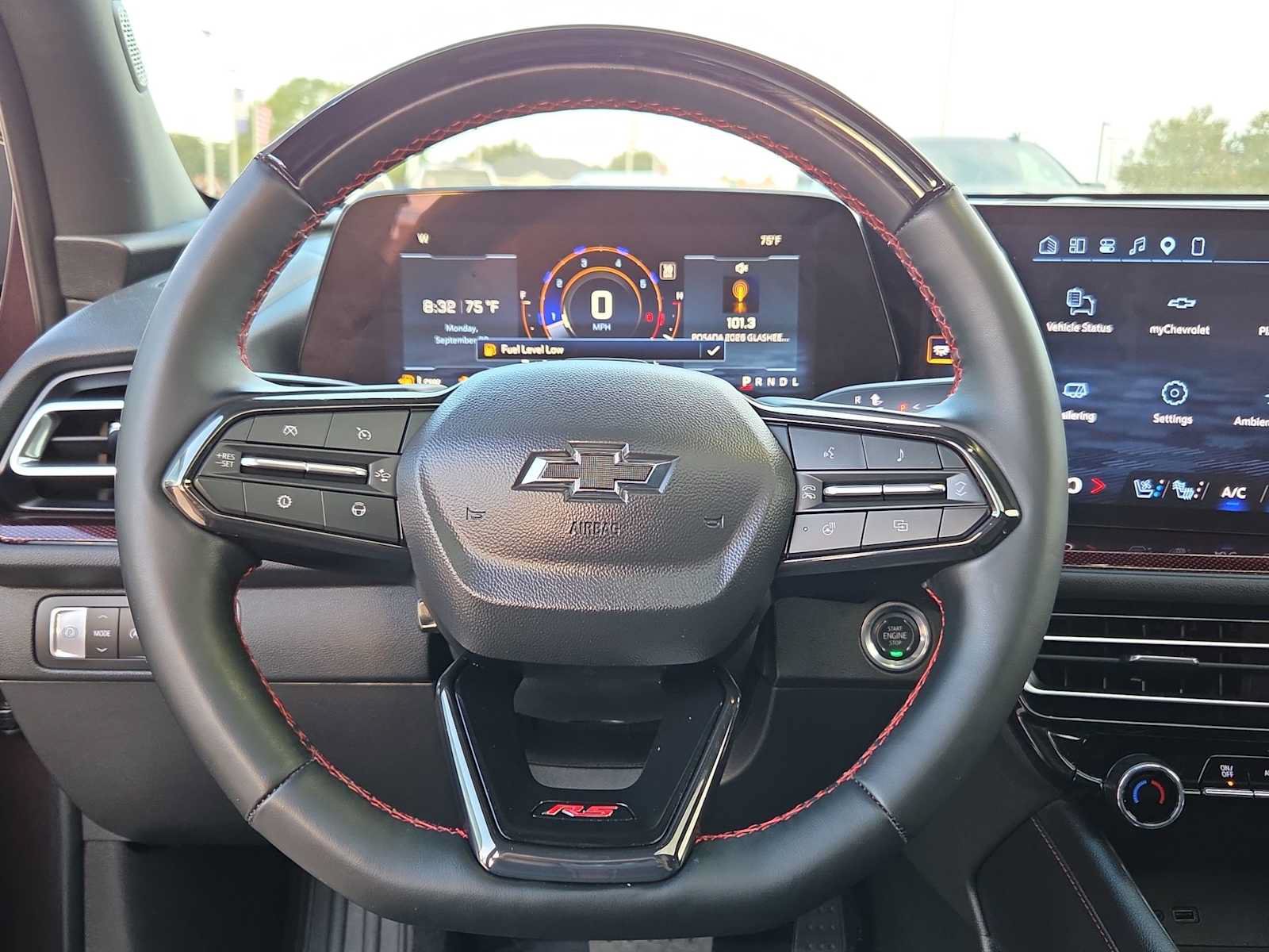 Used 2026 Chevrolet Traverse RS w/ LPO, Floor Liner Package FWD image 19
