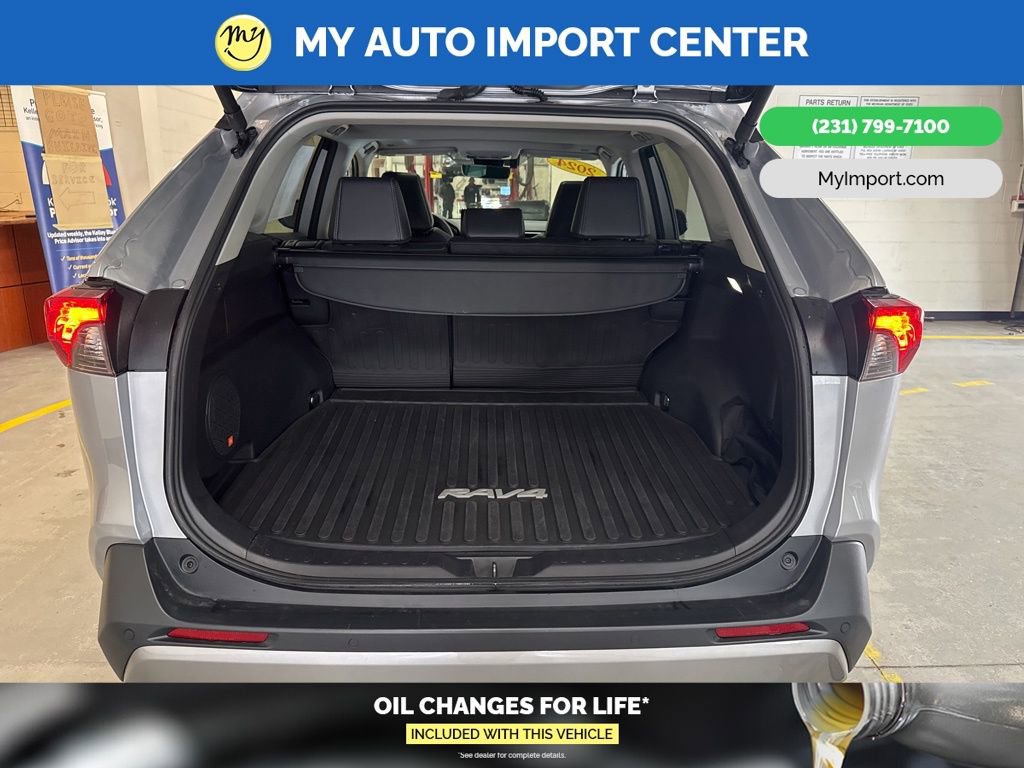 Used 2024 Toyota RAV4 Limited w/ Advanced Technology Package image 27