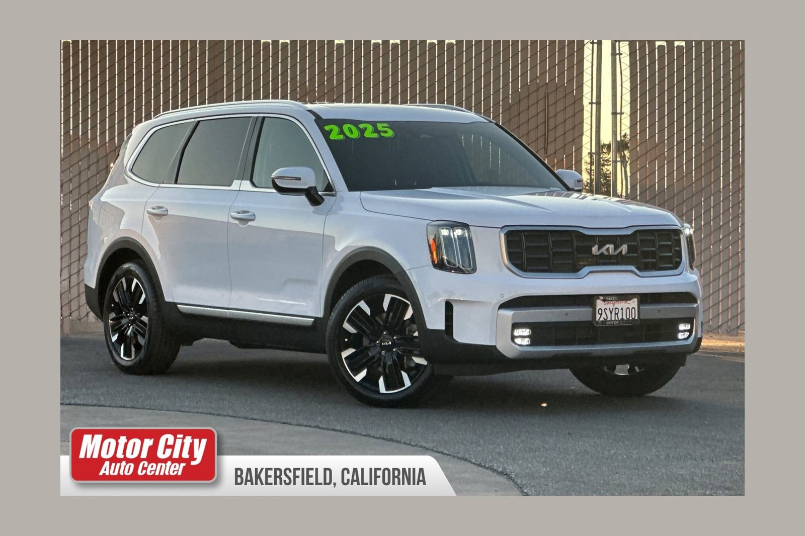 Used 2025 Kia Telluride SX image 1