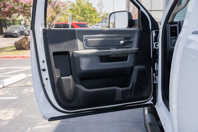 Used 2018 RAM 3500 Tradesman w/ Chrome Appearance Group AWD/4WD image 20